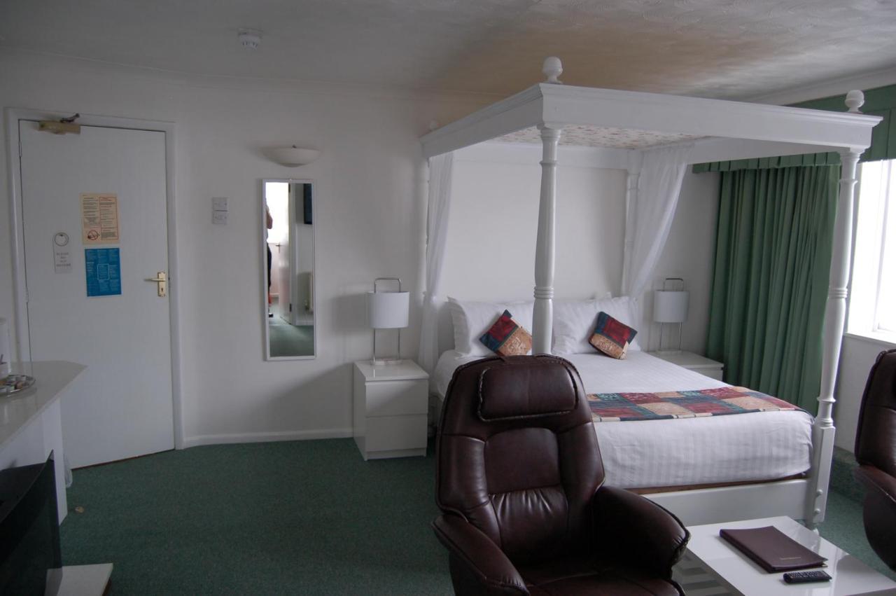 The Wight Hotel Sandown Exterior photo